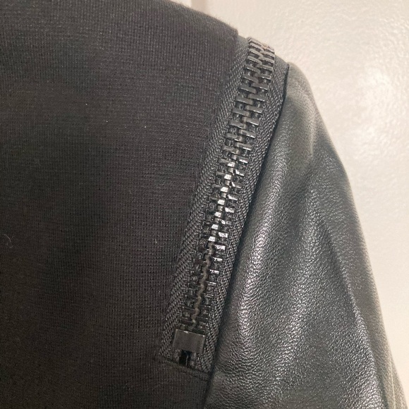 CYNTHIA ROWLEY Sz L Fabric Vegan Leather Accent Sleeves Jacket Blazer - Picture 4 of 5